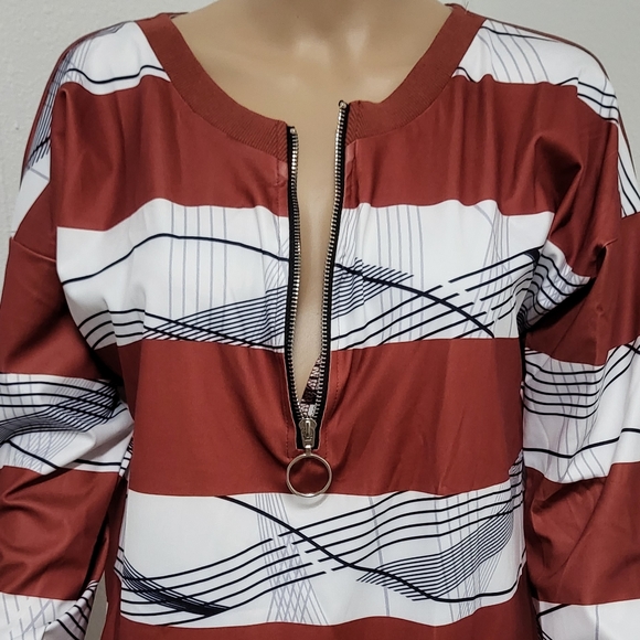 EXCLUSIVE TOP - Picture 2 of 8